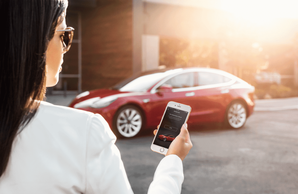 Quelle Tesla Model 3 - My Tesla Phone App as Key