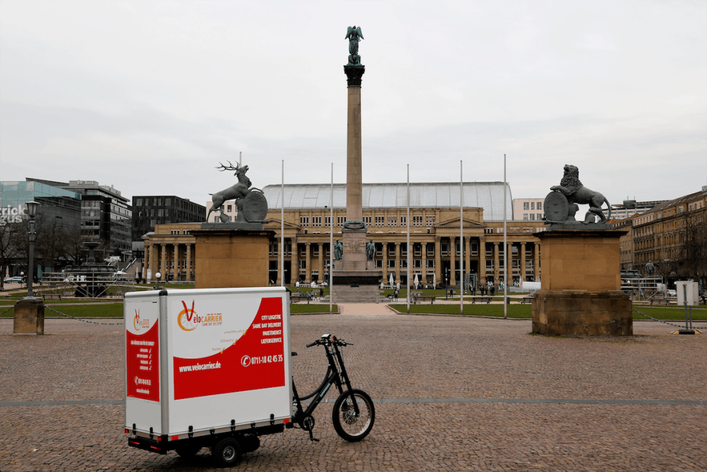 Eins der Bikes auf dem Schlossplatz in Stuttgart